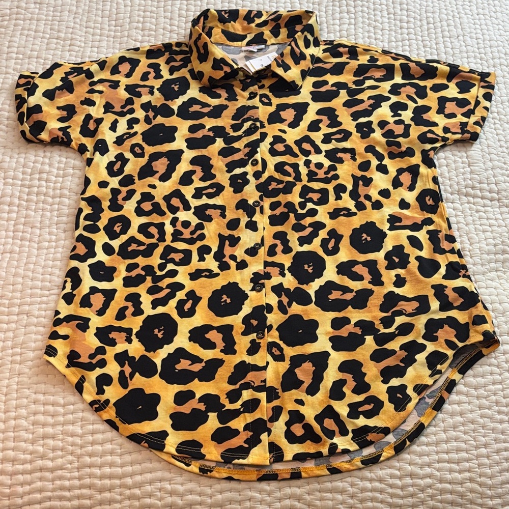 LuLaRoe Charlie Leopard Print Shirt